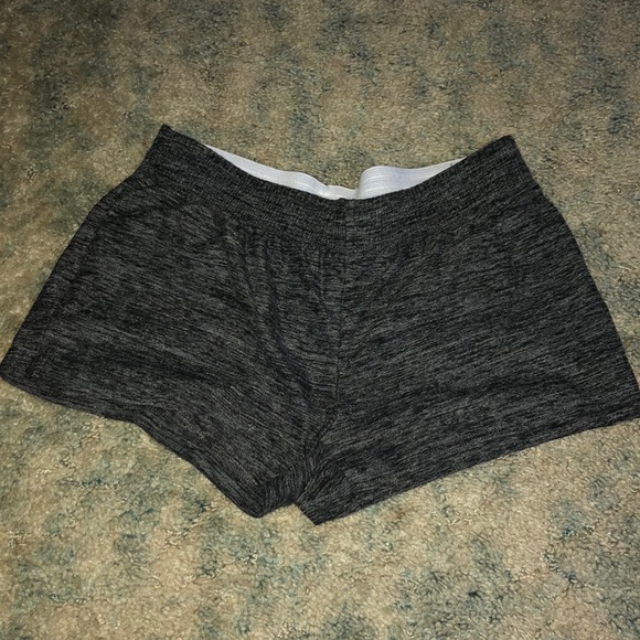 Gray soft shorts - Picture 1 of 1